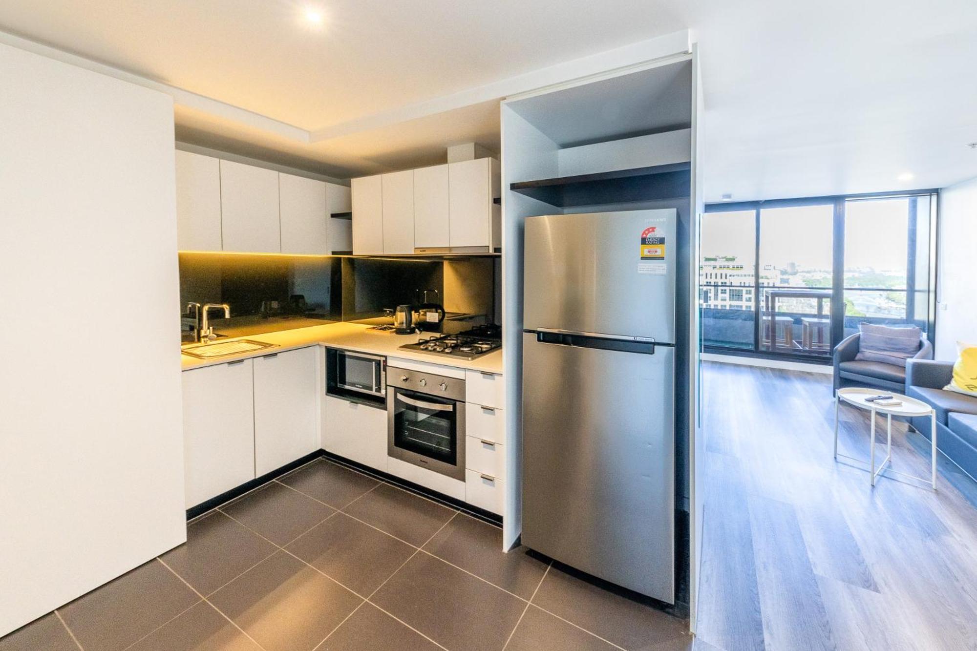Aura2107, 2 Bedroom Apartment With Balcony, Stunning Yarra River And City Views Melbourne Exterior foto
